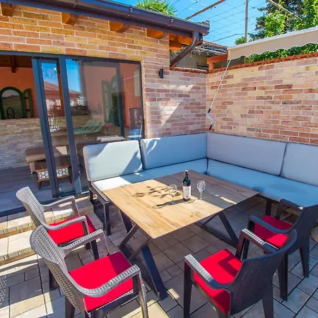 Mira - With Private Pool * Mostar