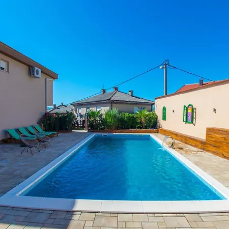 Mira - With Private Pool * Mostar