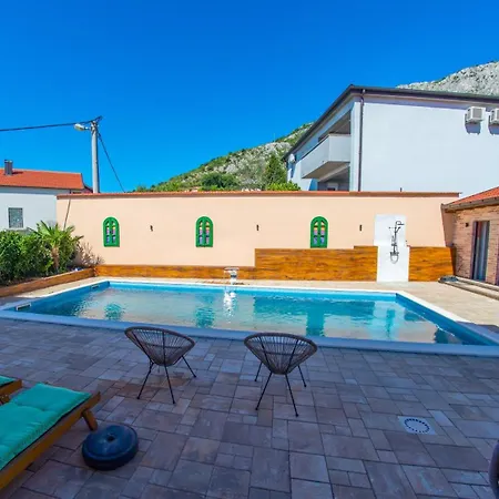 Mira - With Private Pool