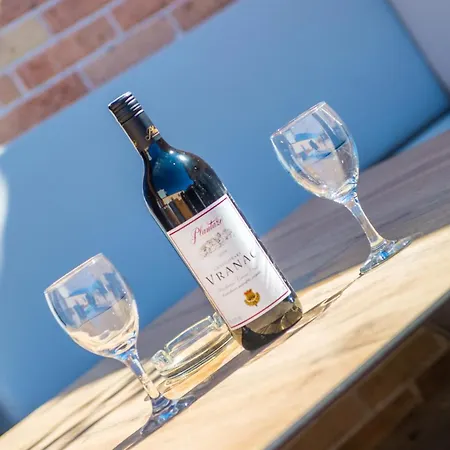 Mira - With Private Pool Apartman *